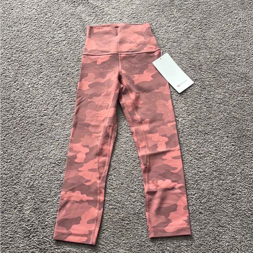 Lululemon align HR crop 21” rose Camo size 0 NWT!
